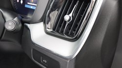 2025 (75) VOLVO XC60 2.0 B5P Plus Black Edition 5dr AWD Geartronic *VAT QUALIFYING* 5141231