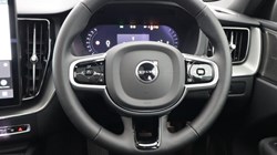 2025 (75) VOLVO XC60 2.0 B5P Plus Black Edition 5dr AWD Geartronic *VAT QUALIFYING* 5141247
