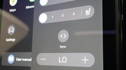 2025 (75) VOLVO XC60 2.0 B5P Plus Black Edition 5dr AWD Geartronic *VAT QUALIFYING* 5141255