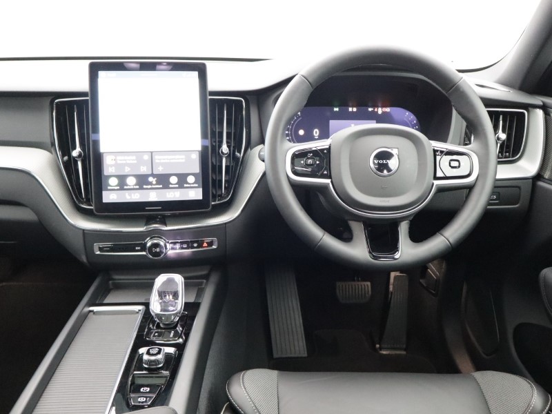2025 (75) VOLVO XC60 2.0 B5P Plus Black Edition 5dr AWD Geartronic *VAT QUALIFYING* 5141246