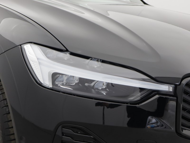 2025 (75) VOLVO XC60 2.0 B5P Plus Black Edition 5dr AWD Geartronic *VAT QUALIFYING* 5143080