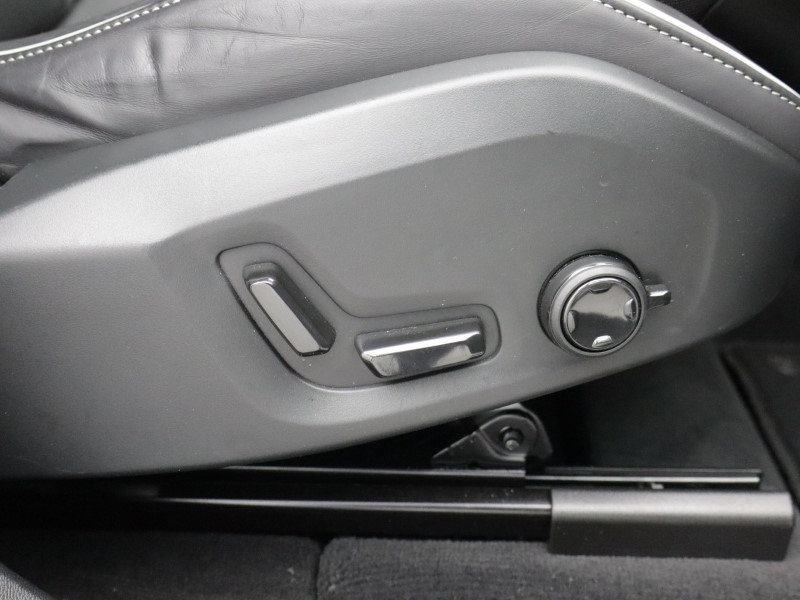 2025 (75) VOLVO XC60 2.0 B5P Plus Black Edition 5dr AWD Geartronic *VAT QUALIFYING* 5143107