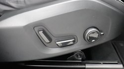 2025 (75) VOLVO XC60 2.0 B5P Plus Black Edition 5dr AWD Geartronic *VAT QUALIFYING* 5143107