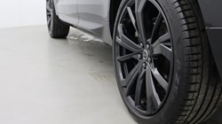 2025 (75) VOLVO XC60 2.0 B5P Plus Black Edition 5dr AWD Geartronic *VAT QUALIFYING* 5143097