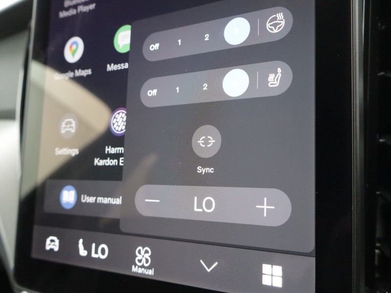 2025 (75) VOLVO XC60 2.0 B5P Plus Black Edition 5dr AWD Geartronic *VAT QUALIFYING* 5143129