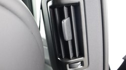 2025 (75) VOLVO XC60 2.0 B5P Plus Black Edition 5dr AWD Geartronic *VAT QUALIFYING* 5143118