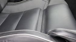 2025 (75) VOLVO XC60 2.0 B5P Plus Black Edition 5dr AWD Geartronic *VAT QUALIFYING* 5143108