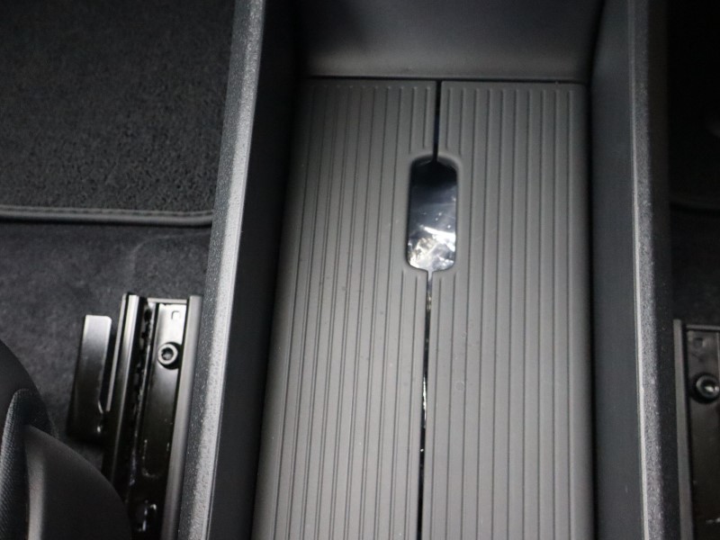 2025 (75) VOLVO EX30 315kW Twin Motor Performance Plus 69kWh 5dr Auto 5159034