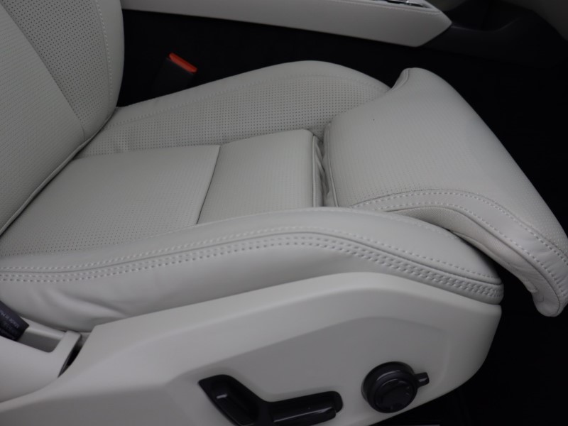 2026 (26) VOLVO XC90 2.0 B5P [250] Ultra Dark 5dr AWD Geartronic 5172440