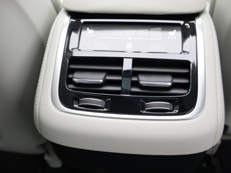 2026 (26) VOLVO XC90 2.0 B5P [250] Ultra Dark 5dr AWD Geartronic 5172455