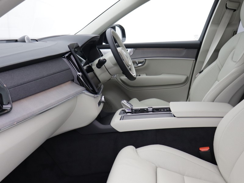 2026 (26) VOLVO XC90 2.0 B5P [250] Ultra Dark 5dr AWD Geartronic 5172427