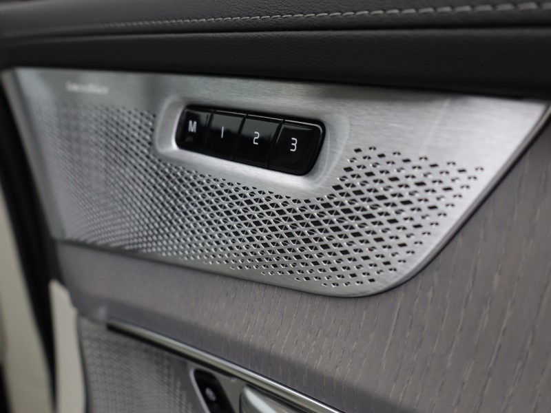 2026 (26) VOLVO XC90 2.0 B5P [250] Ultra Dark 5dr AWD Geartronic 5172433