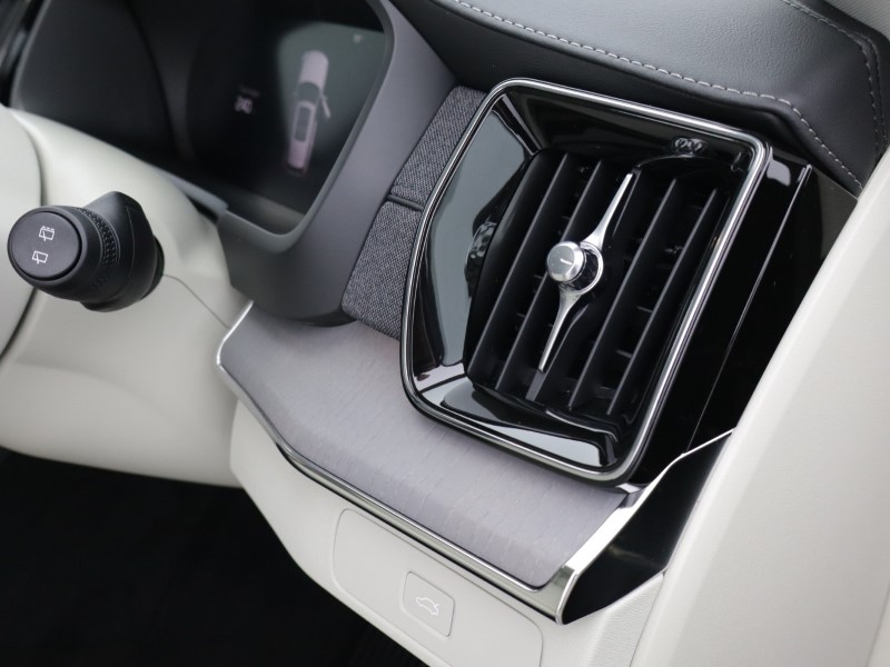 2026 (26) VOLVO XC90 2.0 B5P [250] Ultra Dark 5dr AWD Geartronic 5172437