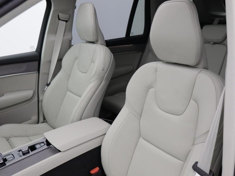 2026 (26) VOLVO XC90 2.0 B5P [250] Ultra Dark 5dr AWD Geartronic 5172446