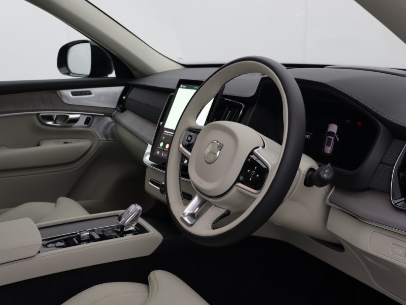 2026 (26) VOLVO XC90 2.0 B5P [250] Ultra Dark 5dr AWD Geartronic 5172438