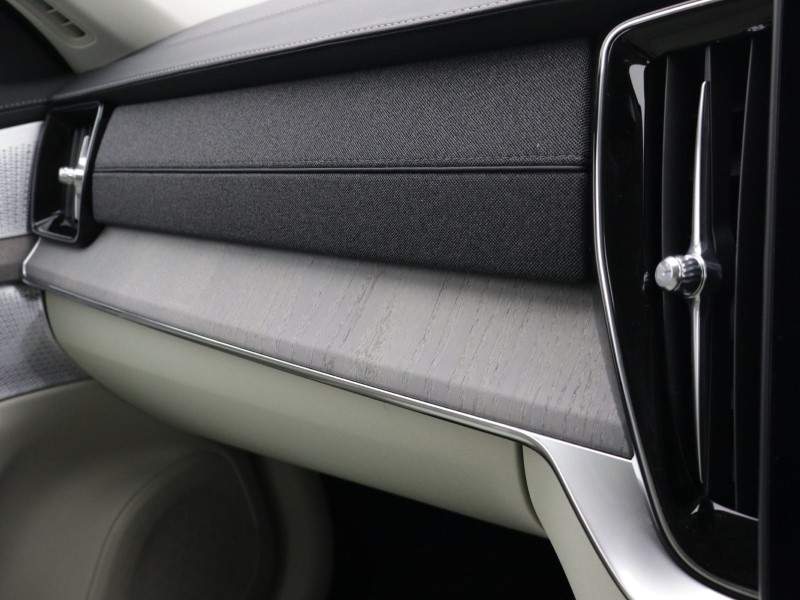 2026 (26) VOLVO XC90 2.0 B5P [250] Ultra Dark 5dr AWD Geartronic 5172471