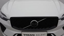 2026 (26) VOLVO XC60 2.0 B5P Ultra Dark 5dr AWD Geartronic 5436132