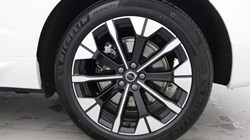 2026 (26) VOLVO XC60 2.0 B5P Ultra Dark 5dr AWD Geartronic 5436142