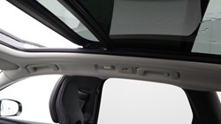 2026 (26) VOLVO XC60 2.0 B5P Ultra Dark 5dr AWD Geartronic 5436158