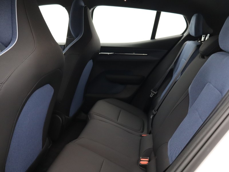 2024 (74) VOLVO EX30 200kW SM Extended Range Plus 69kWh 5dr Auto 5174520