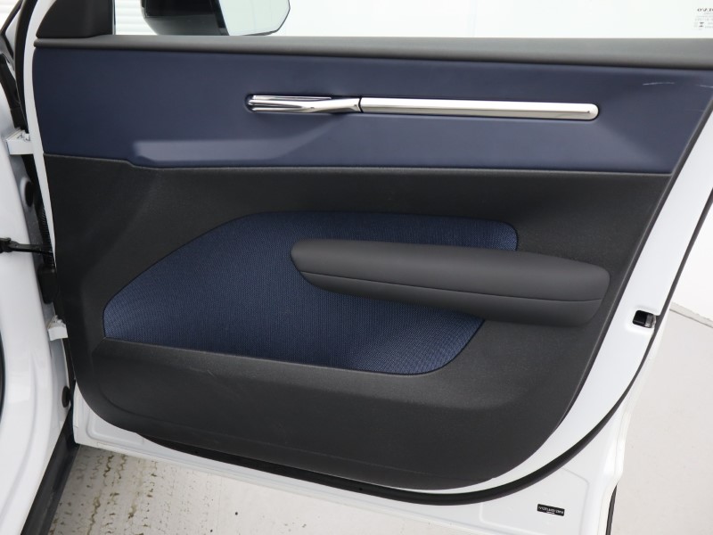 2024 (74) VOLVO EX30 200kW SM Extended Range Plus 69kWh 5dr Auto 5174516