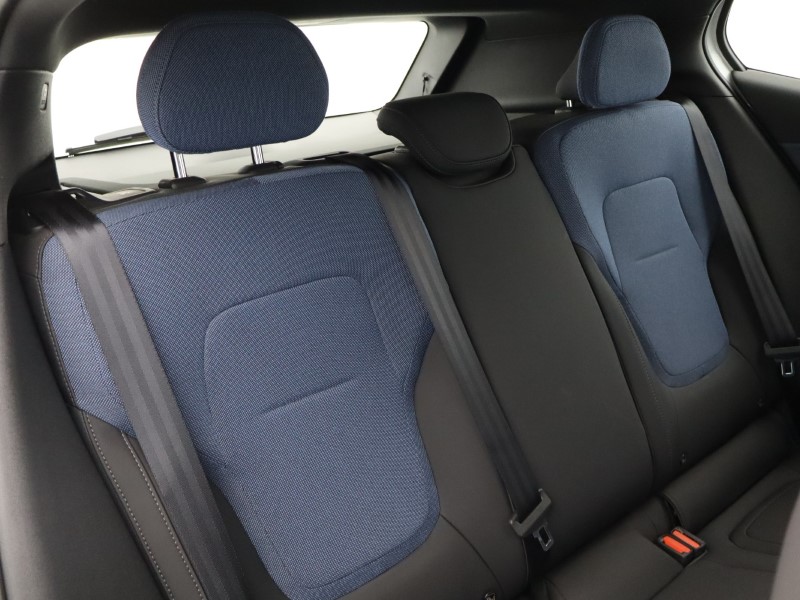 2024 (74) VOLVO EX30 200kW SM Extended Range Plus 69kWh 5dr Auto 5174507