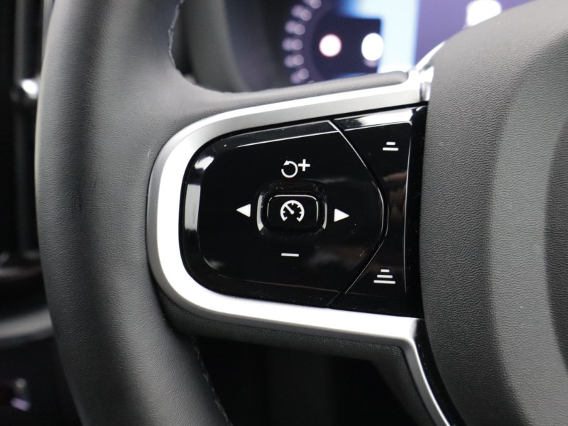 2025 (75) VOLVO XC60 2.0 B5P Plus Black Edition 5dr AWD Geartronic 5251170