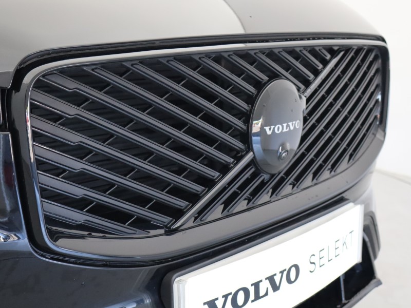 2025 (75) VOLVO XC60 2.0 B5P Plus Black Edition 5dr AWD Geartronic 5251131