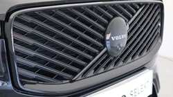 2025 (75) VOLVO XC60 2.0 B5P Plus Black Edition 5dr AWD Geartronic 5251131