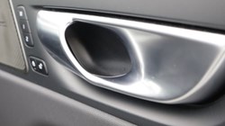 2025 (75) VOLVO XC60 2.0 B5P Plus Black Edition 5dr AWD Geartronic 5251151