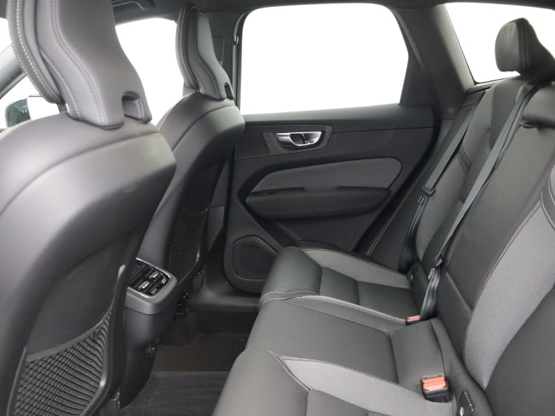 2025 (75) VOLVO XC60 2.0 B5P Plus Black Edition 5dr AWD Geartronic 5251147