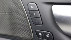 2025 (75) VOLVO XC60 2.0 B5P Plus Black Edition 5dr AWD Geartronic 5251152