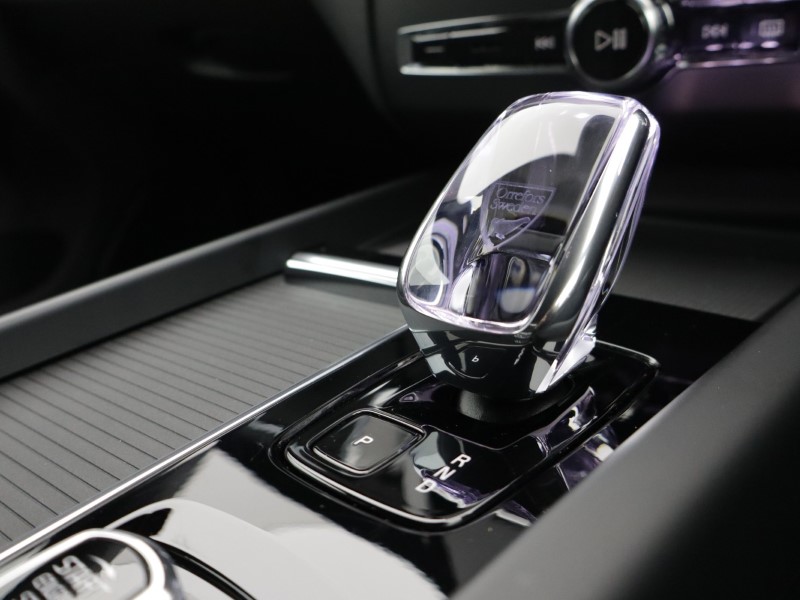 2025 (75) VOLVO XC60 2.0 B5P Plus Black Edition 5dr AWD Geartronic 5251181