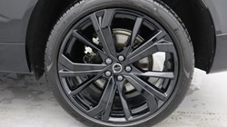 2025 (75) VOLVO XC60 2.0 B5P Plus Black Edition 5dr AWD Geartronic 5251144