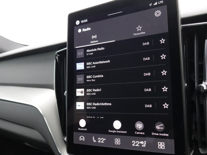 2025 (75) VOLVO XC60 2.0 B5P Plus Black Edition 5dr AWD Geartronic 5251176