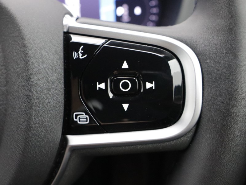 2025 (75) VOLVO XC60 2.0 B5P Plus Black Edition 5dr AWD Geartronic 5251173