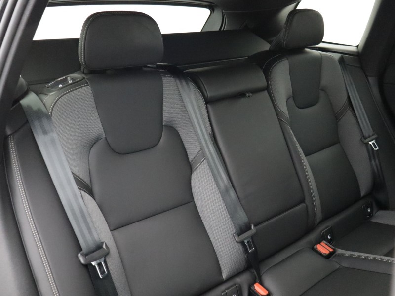 2025 (75) VOLVO XC60 2.0 B5P Plus Black Edition 5dr AWD Geartronic 5251163