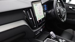 2025 (75) VOLVO XC60 2.0 B5P Plus Black Edition 5dr AWD Geartronic 5251160