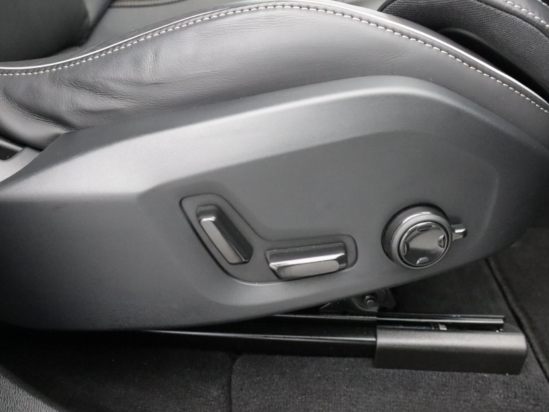 2025 (75) VOLVO XC60 2.0 B5P Plus Black Edition 5dr AWD Geartronic 5251154