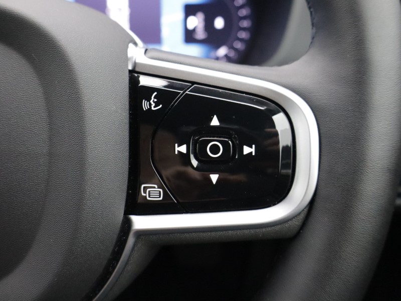 2025 (75) VOLVO XC60 2.0 B5P Plus Black Edition 5dr AWD Geartronic 5251171