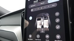 2025 (75) VOLVO XC60 2.0 B5P Plus Black Edition 5dr AWD Geartronic 5251179