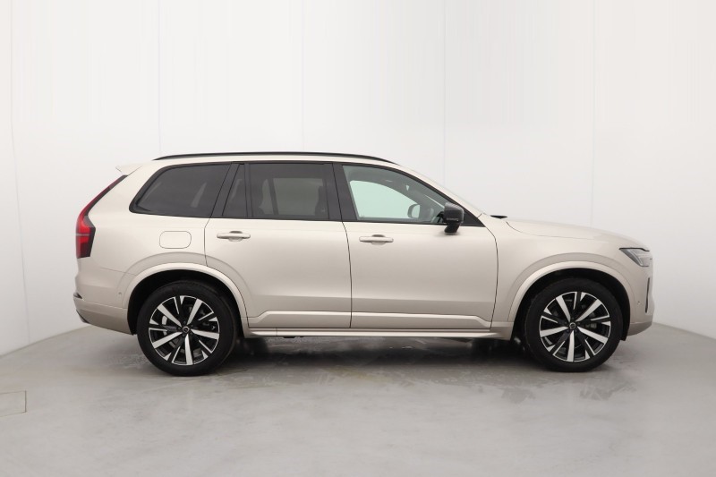 2025 (25) VOLVO XC90 2.0 B5P Plus Dark 5dr AWD Geartronic 5251396