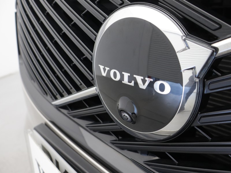 2025 (25) VOLVO XC90 2.0 B5P Plus Dark 5dr AWD Geartronic 5251337