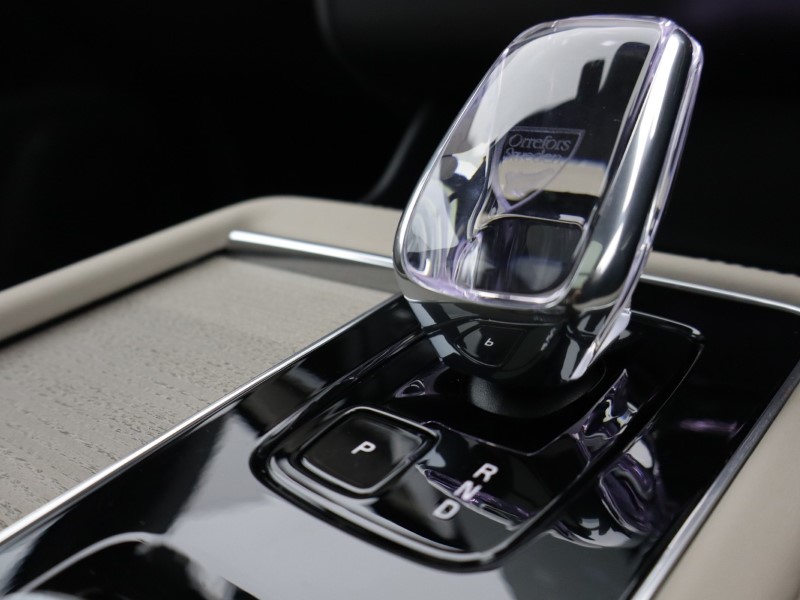 2025 (25) VOLVO XC90 2.0 B5P Plus Dark 5dr AWD Geartronic 5251387