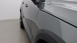 2026 (26) VOLVO XC40 2.0 B3P Plus Dark 5dr Auto 5429835