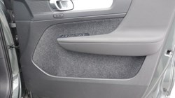 2026 (26) VOLVO XC40 2.0 B3P Plus Dark 5dr Auto 5429847