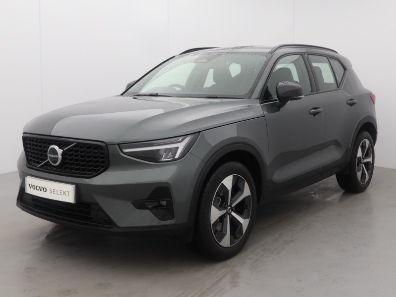 2026 (26) VOLVO XC40 2.0 B3P Plus Dark 5dr Auto 5429822
