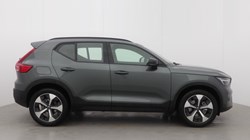 2026 (26) VOLVO XC40 2.0 B3P Plus Dark 5dr Auto 5429827