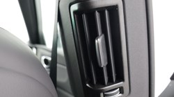 2026 (26) VOLVO XC60 2.0 B5P Plus Pro Black Edition 5dr AWD Geartronic 5174575