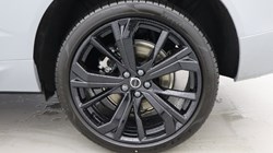 2026 (26) VOLVO XC60 2.0 B5P Plus Pro Black Edition 5dr AWD Geartronic 5174553